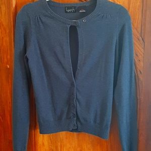 Kersh sweater size md beautiful fit, open in the front